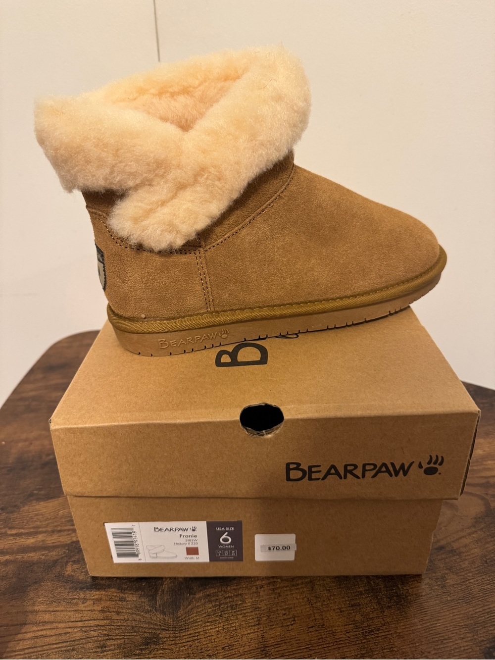 Bearpaw Franie style boots size 6